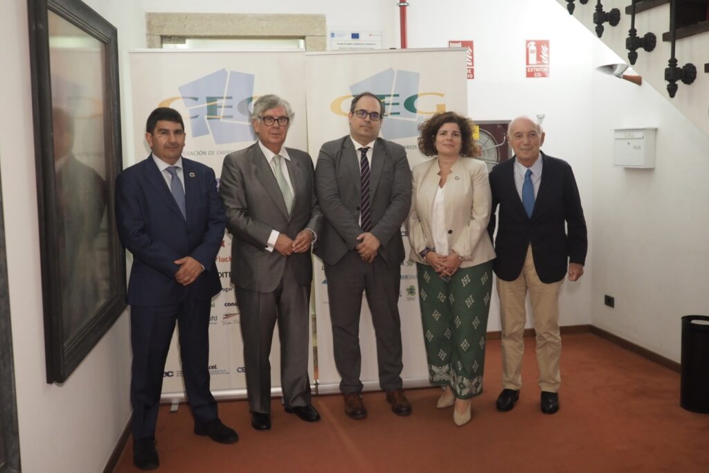 A CEG traslada ao secretario xeral de Infraestruturas do Ministerio de Transportes e ao comisionado do Goberno para o Corredor Atlántico a necesidade dunha rede de transportes moderna e adaptada para incrementar a competitividade de empresas e territorio
